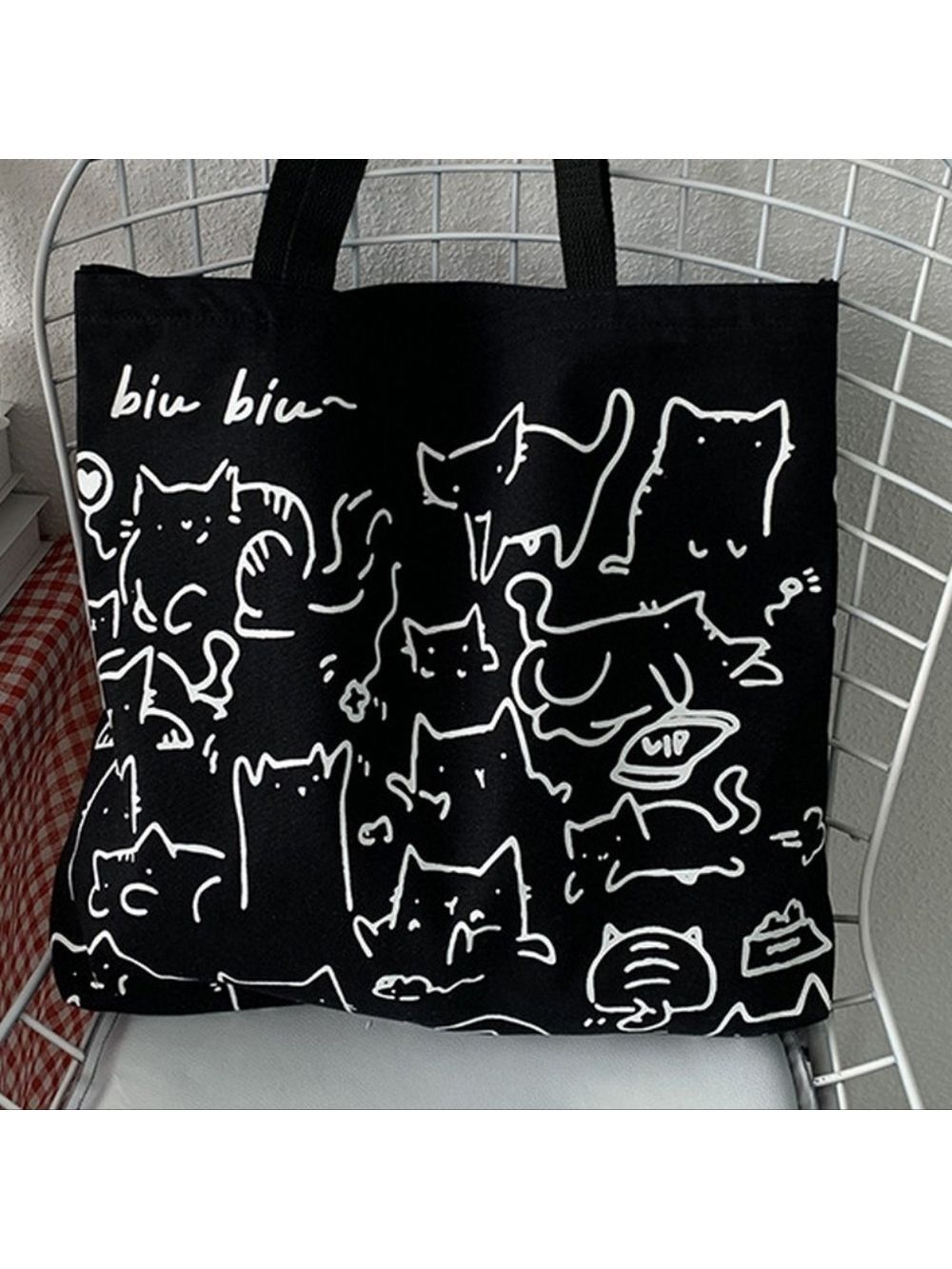 Adorable Cat  Print Canvas Zipper Tote